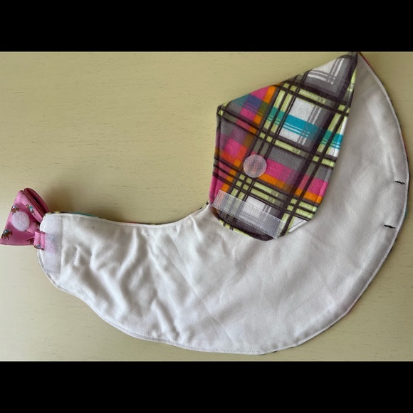 BOWTIE COLLARS - Picture 4 of 4